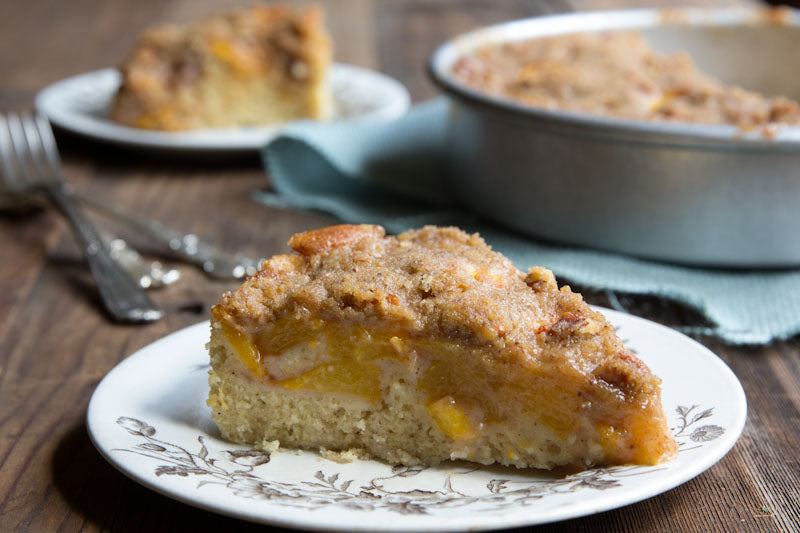 8/6 Cafe Bake - Peach Buckle Coffeecake (7" round)